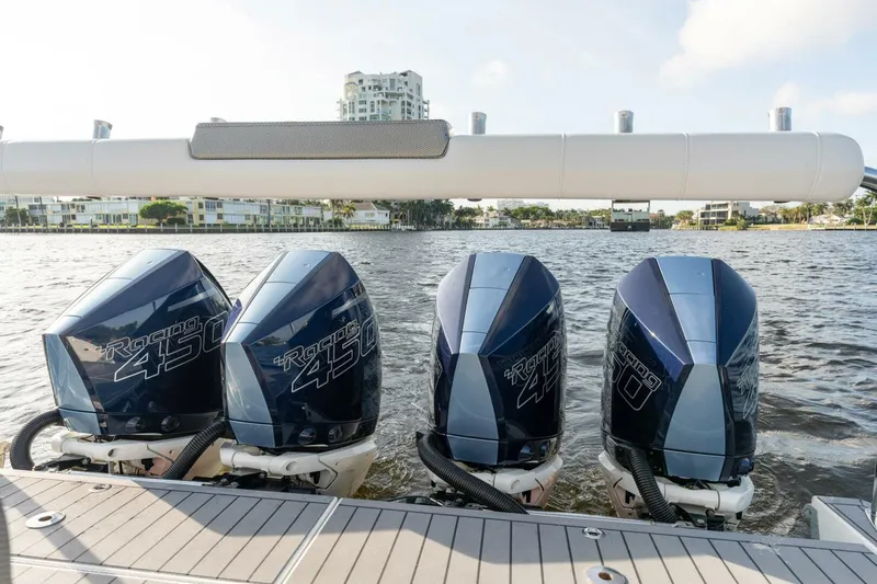 Slide: The Image of Formula 430 Super Sport Crossover 2021 - 5180627