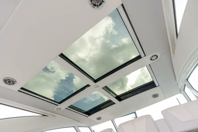 Slide: The Image of Formula 430 Super Sport Crossover 2021 - 5180651