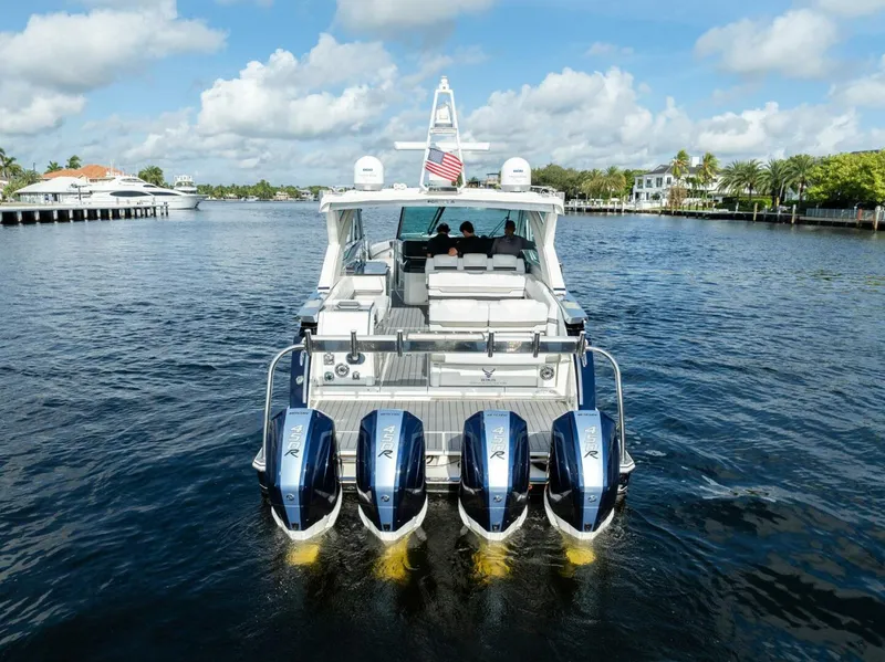 Slide: The Image of Formula 430 Super Sport Crossover 2021 - 5180602