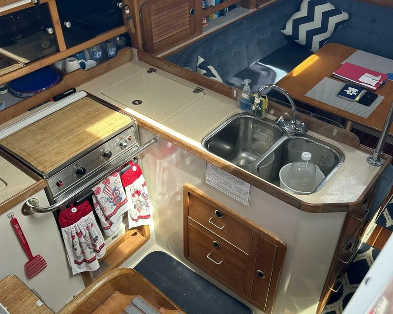 Slide: The Image of Catalina 36 1998 - 5197150