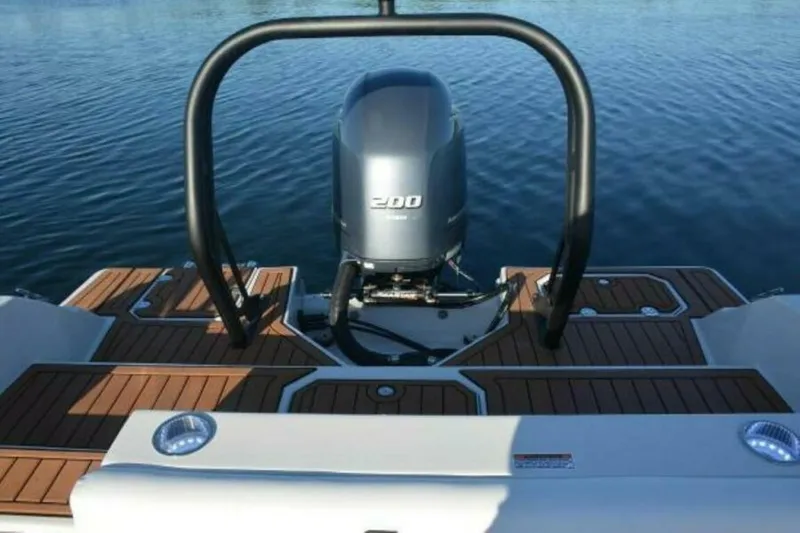 Slide: The Image of Starcraft SVX 210 OB DC 2025 - 5175307