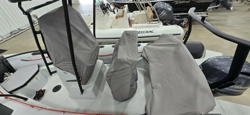 Slide: The Image of Zodiac Open 5.5 PVC T-Top 2023 - 5719646