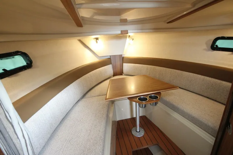 Slide: The Image of Ranger Tug R-27 Luxury Edition 2025 - 5619504