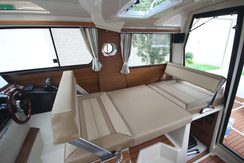Slide: The Image of Ranger Tug R-27 Luxury Edition 2025 - 5619510