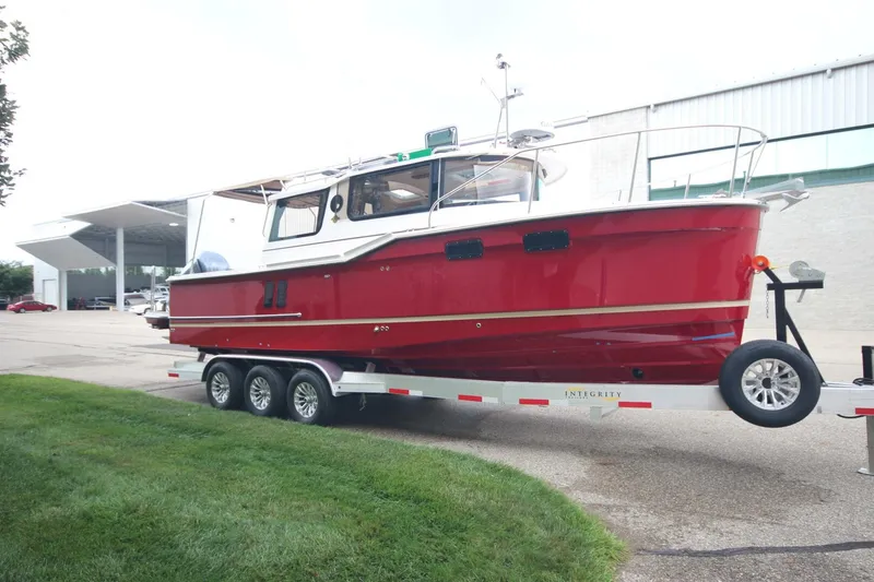 Slide: The Image of Ranger Tug R-27 Luxury Edition 2025 - 5619475
