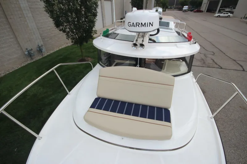 Slide: The Image of Ranger Tug R-27 Luxury Edition 2025 - 5619527