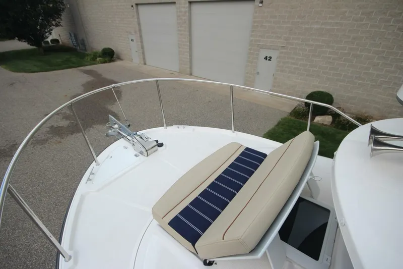 Slide: The Image of Ranger Tug R-27 Luxury Edition 2025 - 5619528