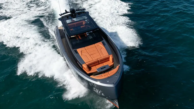 Slide: The Image of Vanquish VQ45 - 5177362