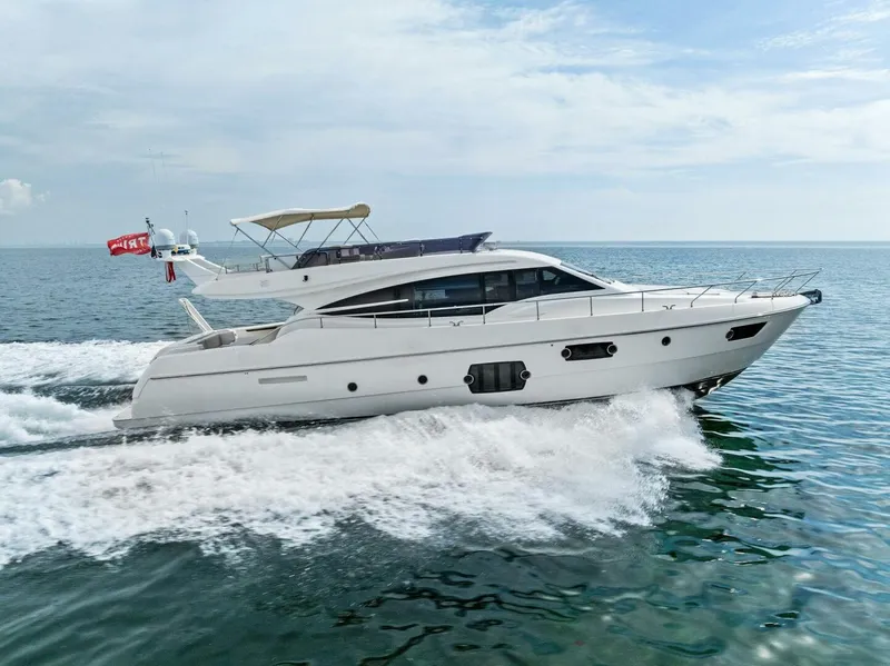 Slide: The Image of 2013 Ferretti Yachts 620 - 5177773