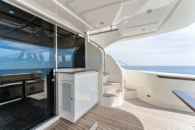 Slide: The Image of Ferretti 620 2013 - 94