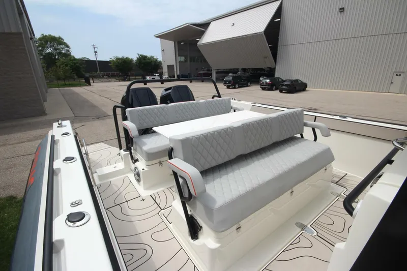 Slide: The Image of Zodiac X10CC Twin Mercury 400's w/ Joystick 2025 - 5499902