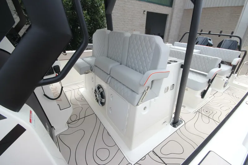 Slide: The Image of Zodiac X10CC Twin Mercury 400's w/ Joystick 2025 - 5499910