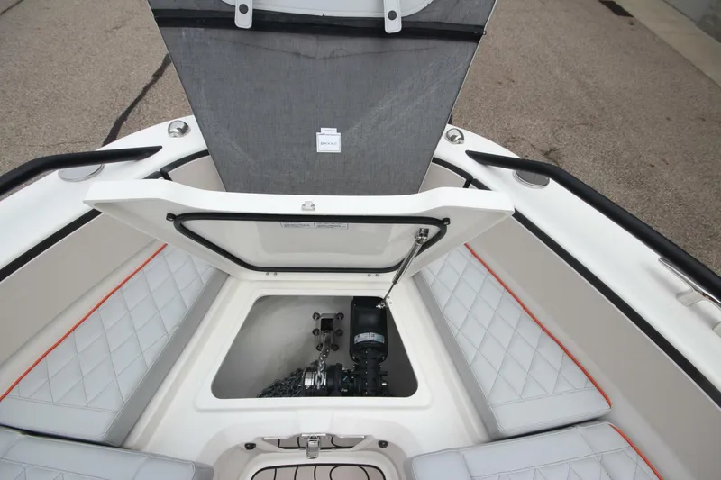 Slide: The Image of Zodiac X10CC Twin Mercury 400's w/ Joystick 2025 - 5499924