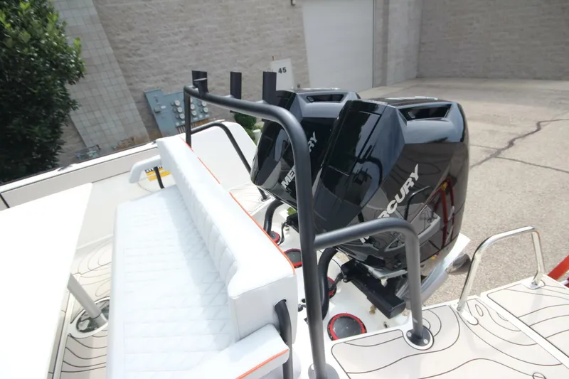 Slide: The Image of Zodiac X10CC Twin Mercury 400's w/ Joystick 2025 - 5499897