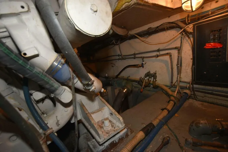 Slide: The Image of Hatteras 48 Convertible 1988 - 5177706