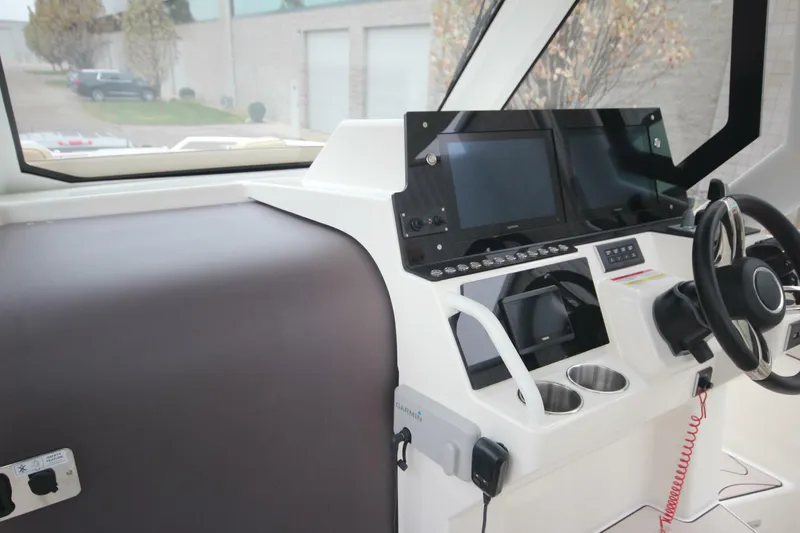 Slide: The Image of Zodiac X10CC Twin Yamaha 350's w/ Joystick 2026 - 5808795