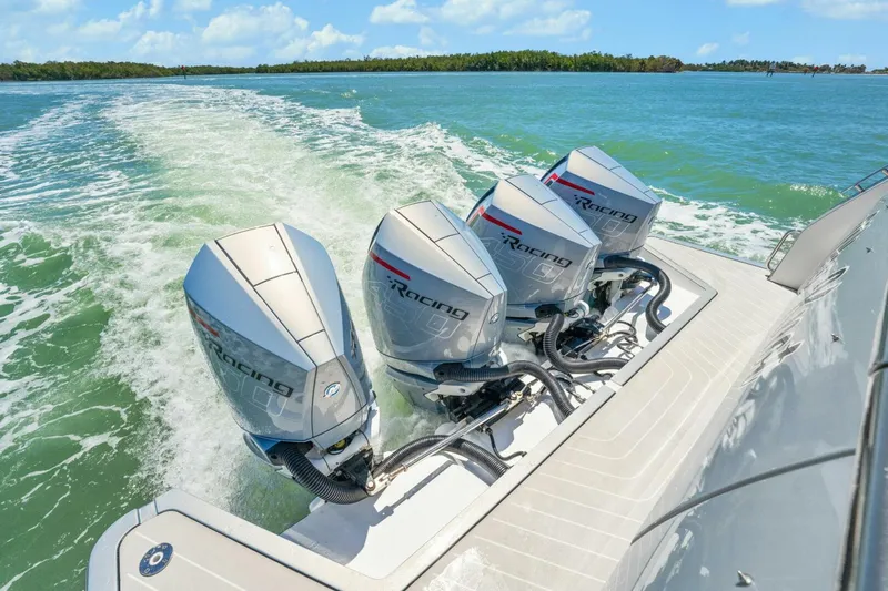 Slide: The Image of Azimut 47 Verve 2022 - 5177896