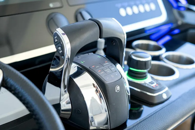 Slide: The Image of Azimut 47 Verve 2022 - 5177909