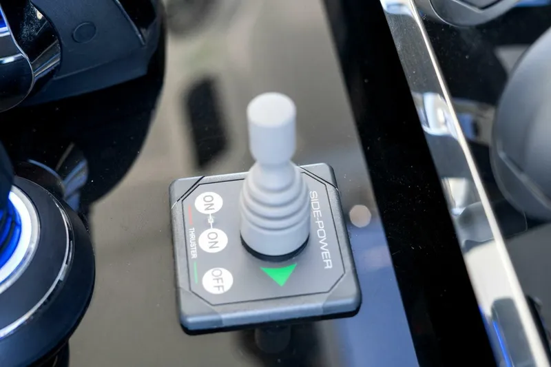 Slide: The Image of Azimut 47 Verve 2022 - 5177912