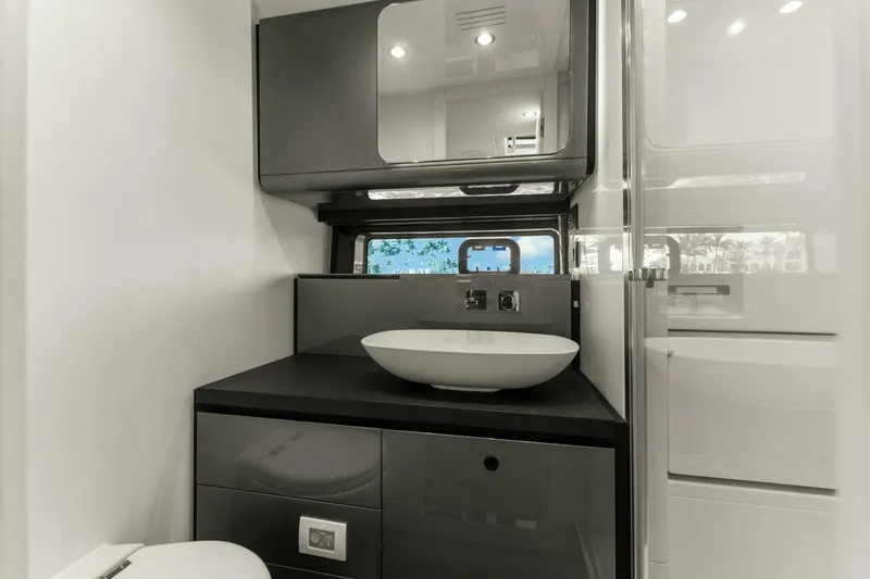 Slide: The Image of Azimut 47 Verve 2022 - 5177927