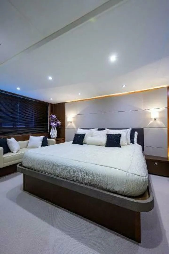 Slide: The Image of Princess V62 2013 - 5178318