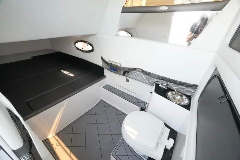 Slide: The Image of Nor-Tech 390 Sport 2020 - 5178257