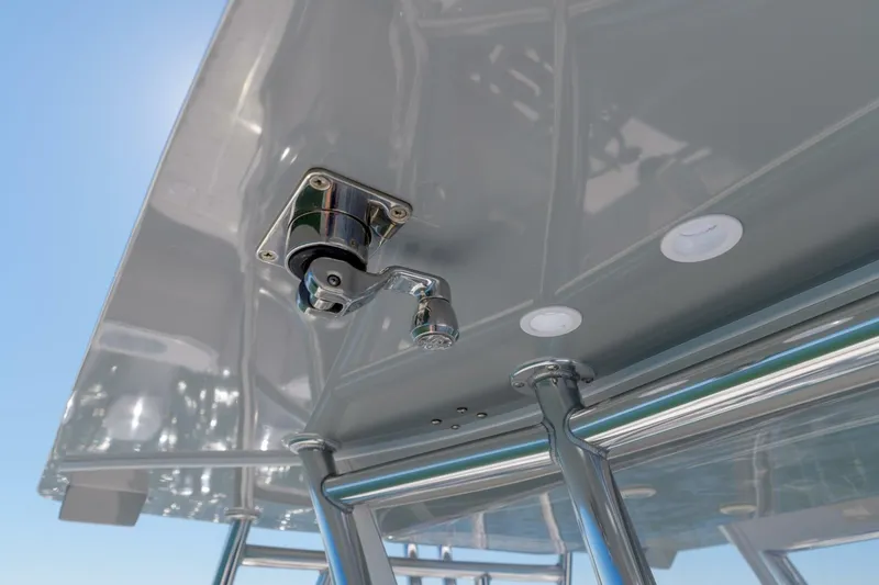 Slide: The Image of SeaHunter 38 Reel Escape- T-Top 2023 SeaHunter CTS Reel Escape - 5178355