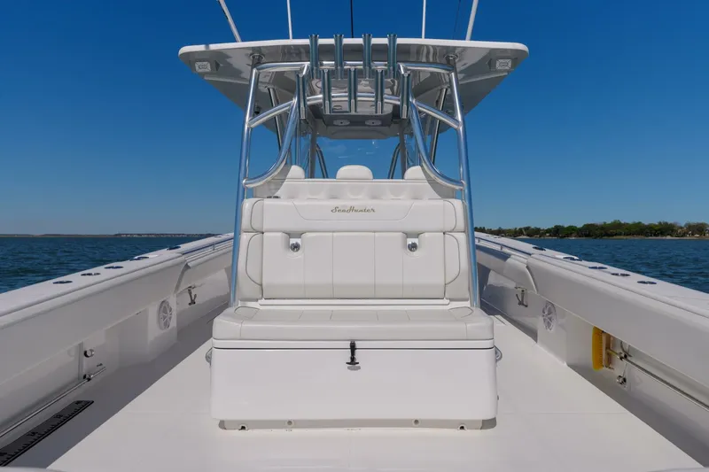 Slide: The Image of SeaHunter 38 Reel Escape- Forward Seating 2023 SeaHunter CTS Reel Escape - 5178370