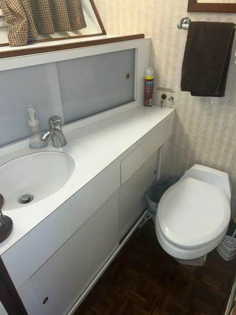 Slide: The Image of Bertram Convertible 1980 - 5178423