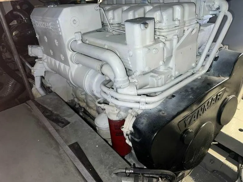 Slide: The Image of Bertram Convertible 1980 - 5178428