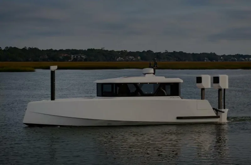 Slide: The Image of Navier 30 2025 - 5181370