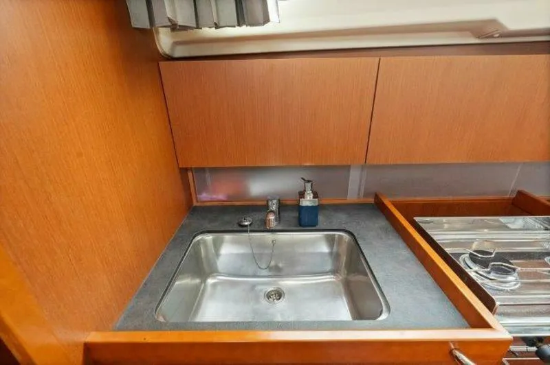 Slide: The Image of Beneteau 41.1 2018 - 5178629