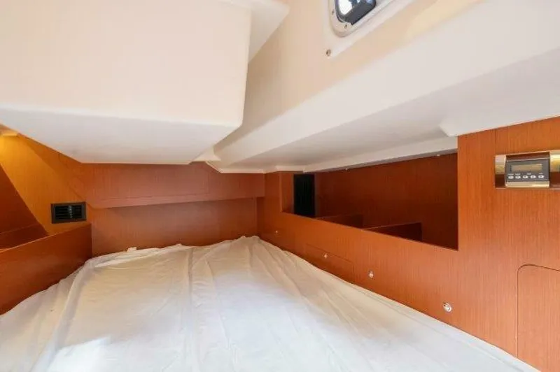 Slide: The Image of Beneteau 41.1 2018 - 5178650