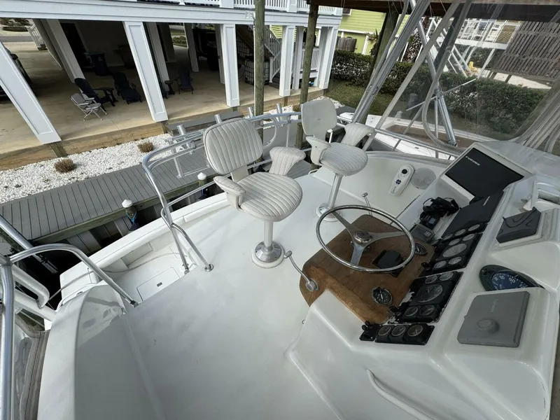 Slide: The Image of Custom Richards Yachts Custom Flybridge Sportfish 1998 - 5198717