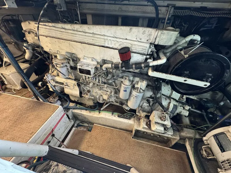 Slide: The Image of Custom Richards Yachts Custom Flybridge Sportfish 1998 - 5198758