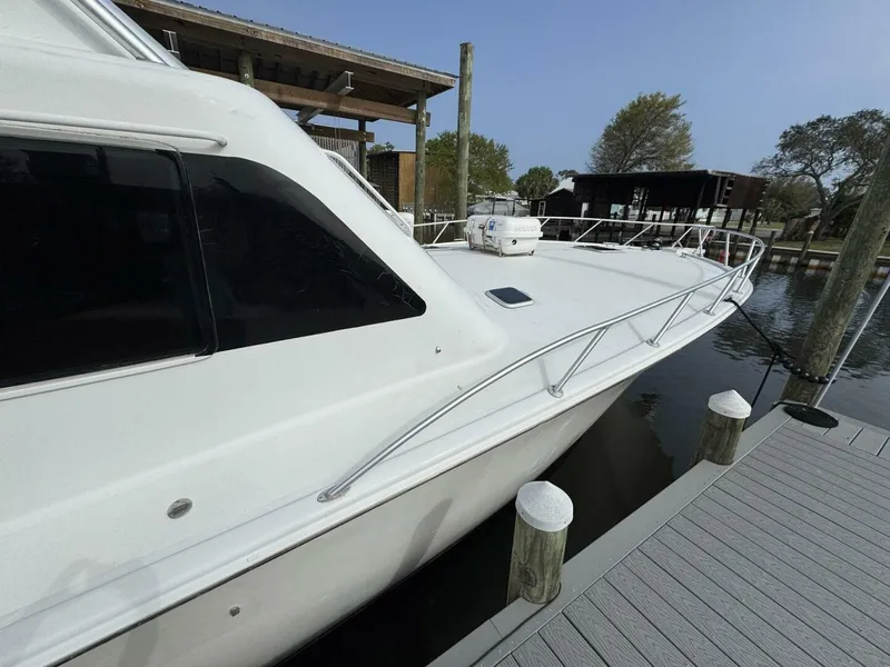 Slide: The Image of Custom Richards Yachts Custom Flybridge Sportfish 1998 - 5198704