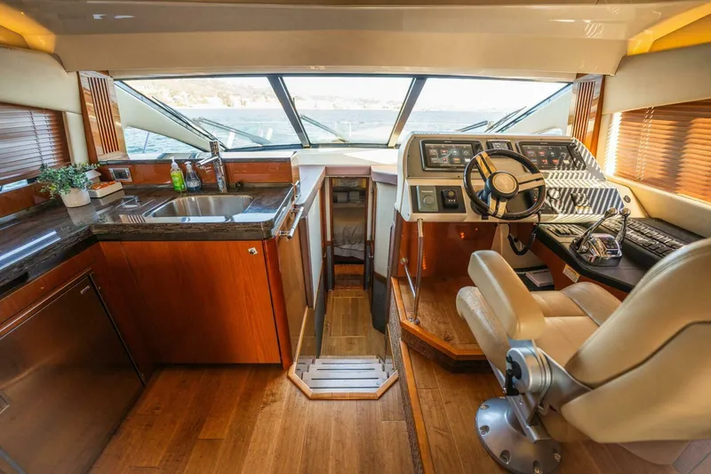 Slide: The Image of Sea Ray 510 Fly 2015 - 5190095