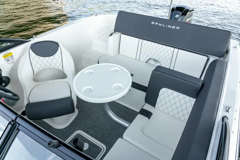 Slide: The Image of Bayliner DX2000 2023 - 5178994