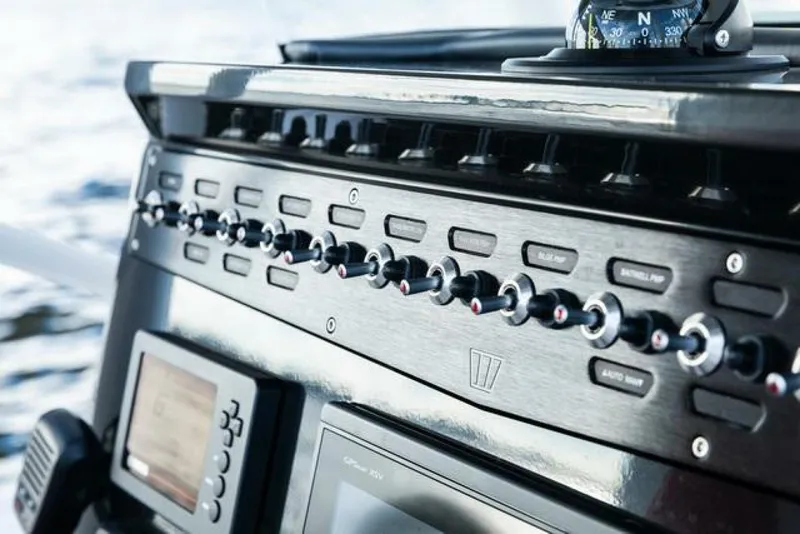 Slide: The Image of Wellcraft 222F 2023 - 5179491