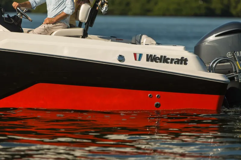 Slide: The Image of Wellcraft 222F 2023 - 5179553