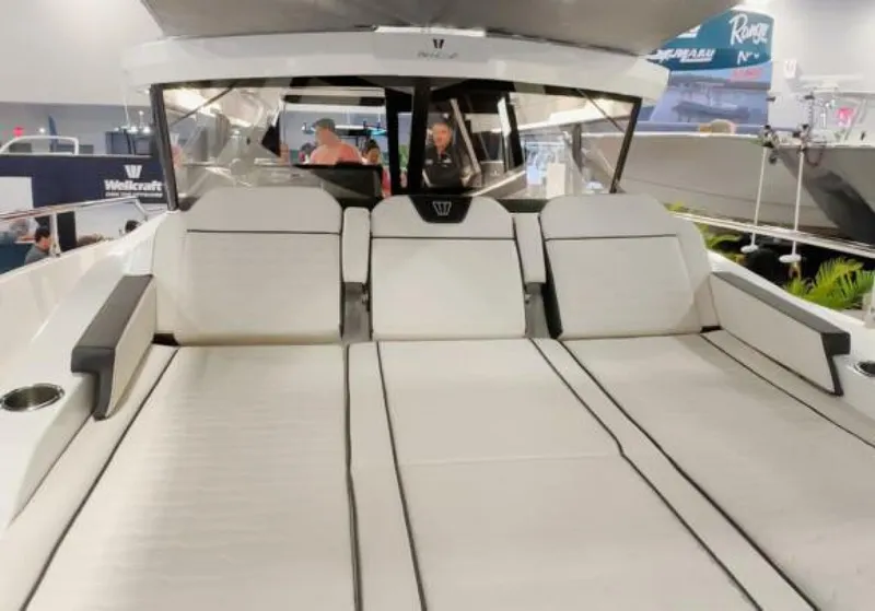 Slide: The Image of Wellcraft 355 Commuter 2023 - 5179682