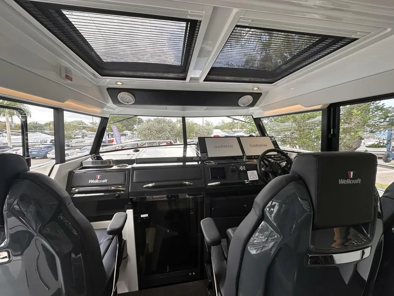 Slide: The Image of Wellcraft 355 Commuter 2023 - 5179643