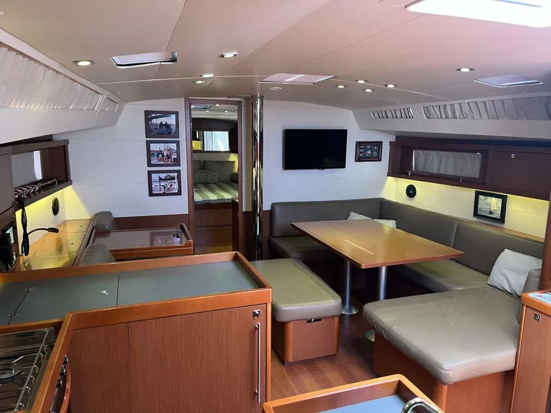 Slide: The Image of Beneteau Oceanis 48 Salon - 5212747