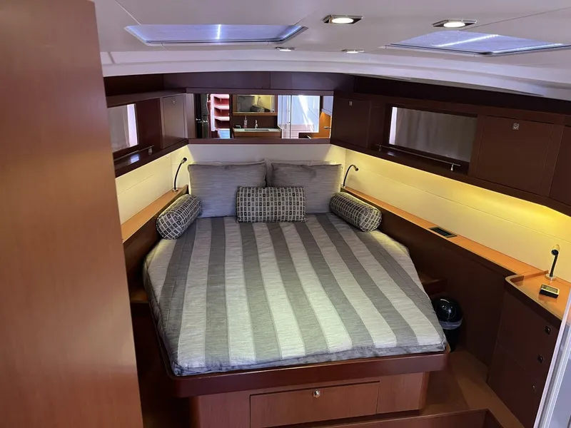 Slide: The Image of Beneteau Oceanis 48 Master Cabin - 5212768