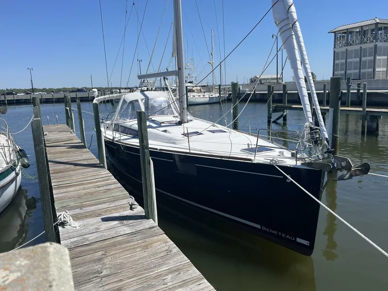 Slide: The Image of Beneteau Oceanis 48 Starboard - 5212725