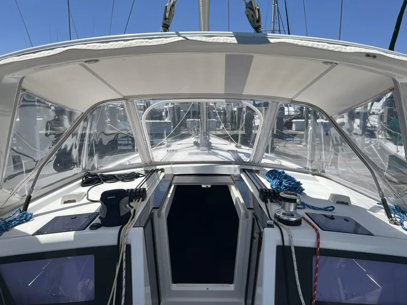 Slide: The Image of Beneteau Oceanis 48 Companionway  - 5212781