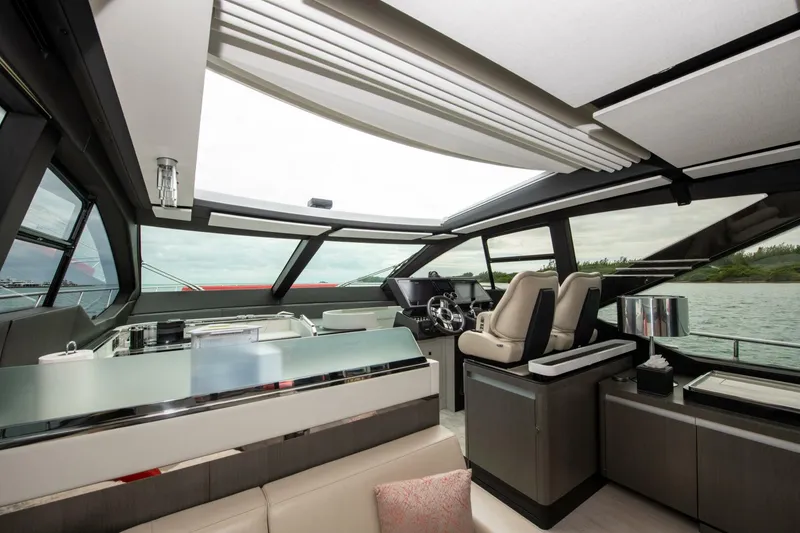Slide: The Image of Azimut S7 Motor Yacht 2019 - 5180944