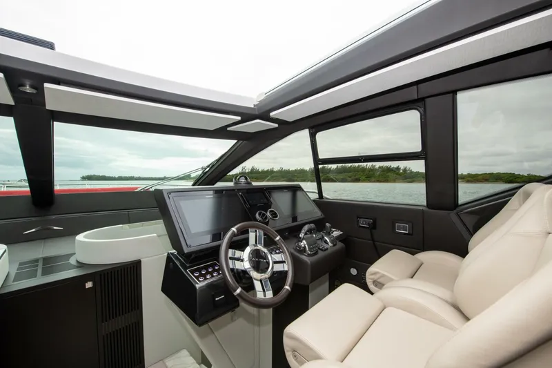 Slide: The Image of Azimut S7 Motor Yacht 2019 - 5180946