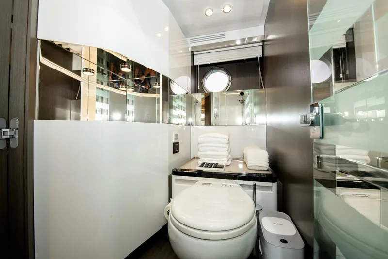 Slide: The Image of Azimut S7 Motor Yacht 2019 - 5180956