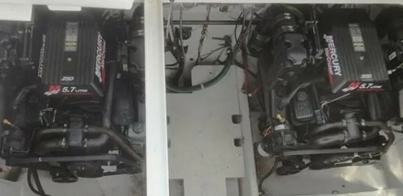 Slide: The Image of Bayliner 3055 2001 - 5182744